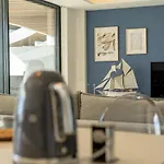 Апартаменти Vivi Homes - Sunset Pool, Sauna, Gym & Торремолінос