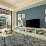 Vivi Homes - Sunset Pool, Sauna, Gym & Апартаменти
