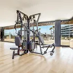 Vivi Homes - Sunset Pool, Sauna, Gym & Апартаменти