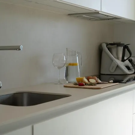 Vivi Homes - Sunset Pool, Sauna, Gym & 公寓