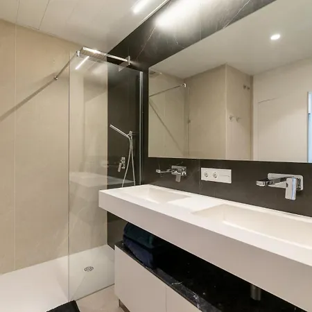 公寓 Vivi Homes - Sunset Pool, Sauna, Gym & *