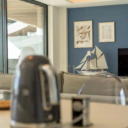 公寓 Vivi Homes - Sunset Pool, Sauna, Gym & 托雷莫利诺斯