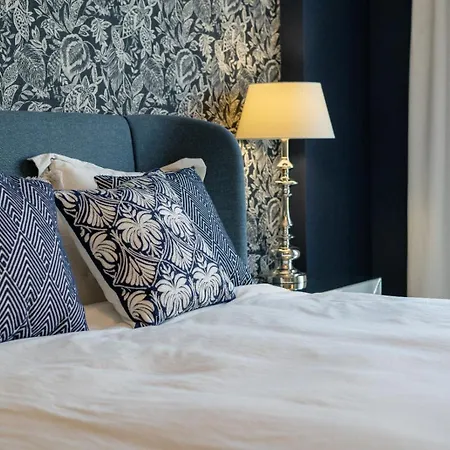 Vivi Homes - Sunset Pool, Sauna, Gym &