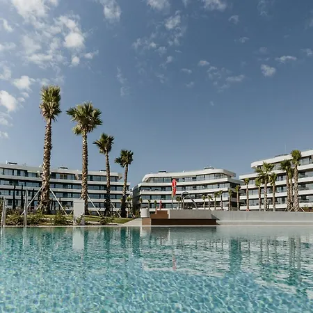 Διαμέρισμα Vivi Homes - Sunset Pool, Sauna, Gym & Τορρεμολίνος