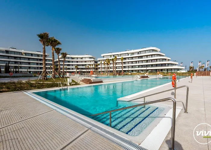 Vivi Homes - Sunset Pool, Sauna, Gym & Διαμέρισμα *