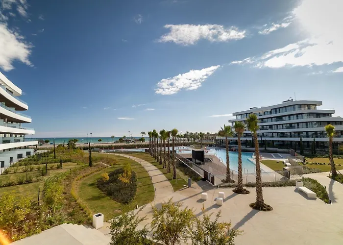 Apartment Vivi Homes - Sunset Pool, Sauna, Gym &